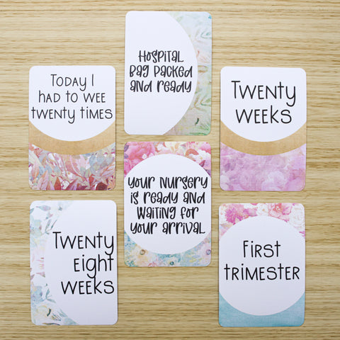 Light Floral Pregnancy Milestone Cards